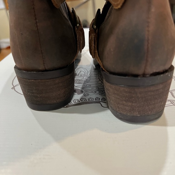 Tobacco Santa Fe Wide-Calf Riding Boot, Size 9 - Picture 9 of 12